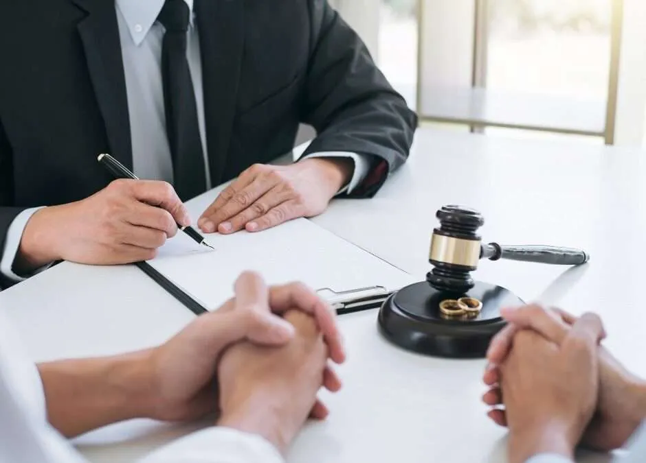 The-Impact-Of-Divorce-On-Tax-Filing-In-Florida-940x675